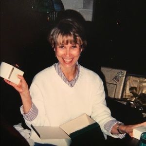 Meet your Posher, Mary jo